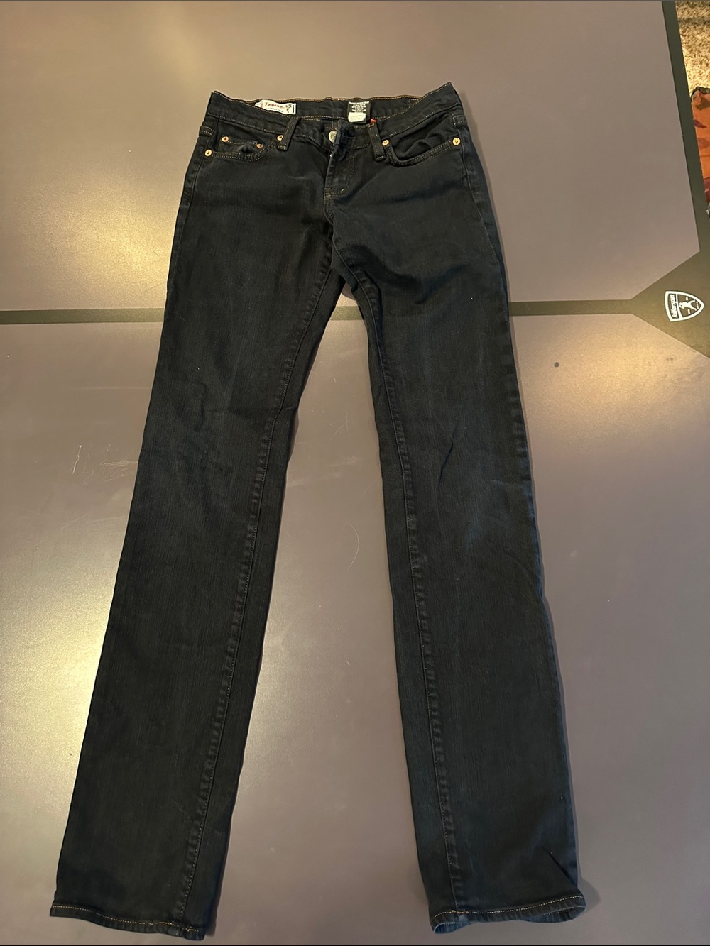 Red Engine Women’s Slim Straight Jeans
